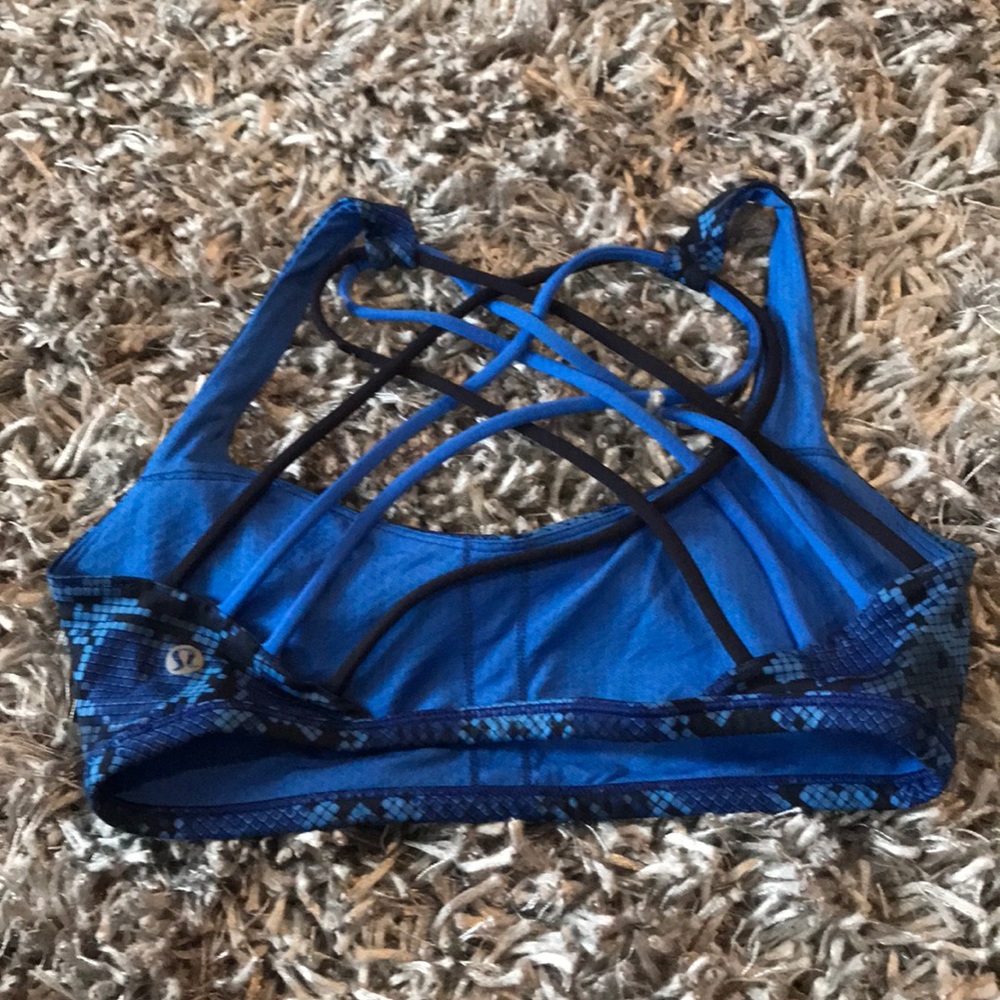Lululemon sports bra - Picture 2 of 2